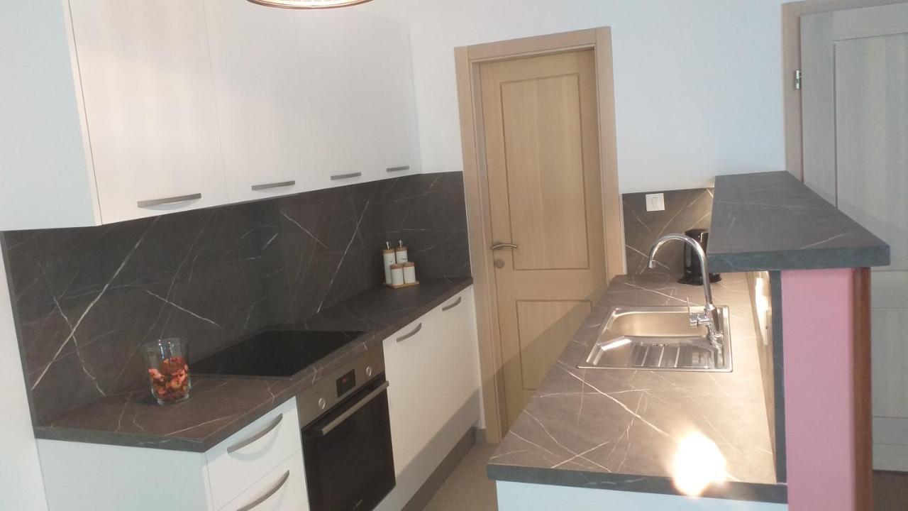 Apart Centar Umag Edda Joakima Rakovca 7 E 52470-Umag Ngoại thất bức ảnh