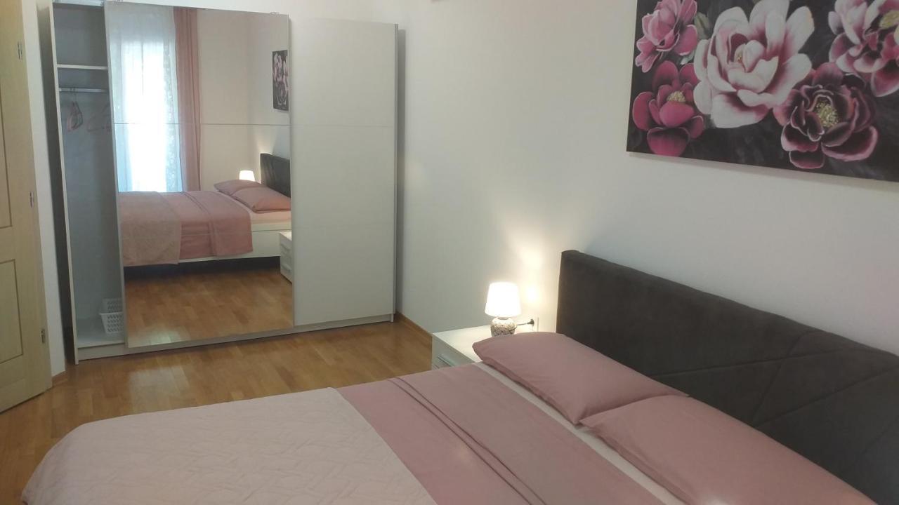 Apart Centar Umag Edda Joakima Rakovca 7 E 52470-Umag Ngoại thất bức ảnh