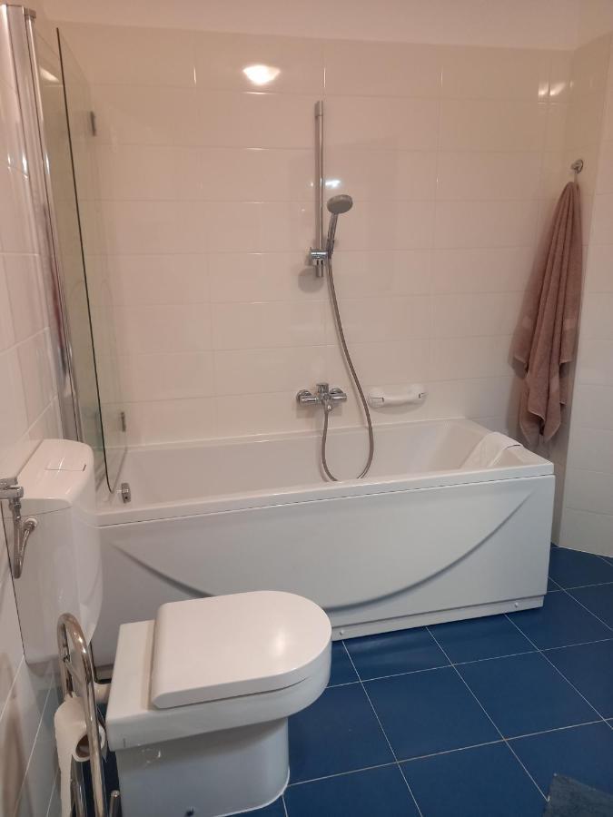 Apart Centar Umag Edda Joakima Rakovca 7 E 52470-Umag Ngoại thất bức ảnh